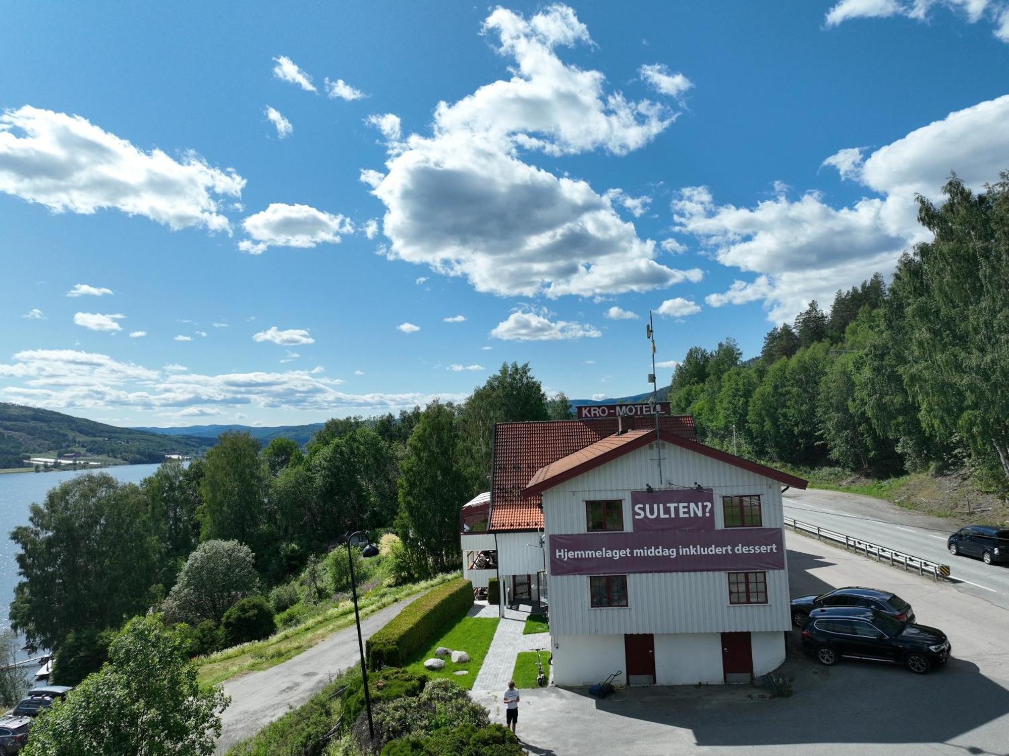 Kroderen Kro & Motel As Hamremoen Buitenkant foto