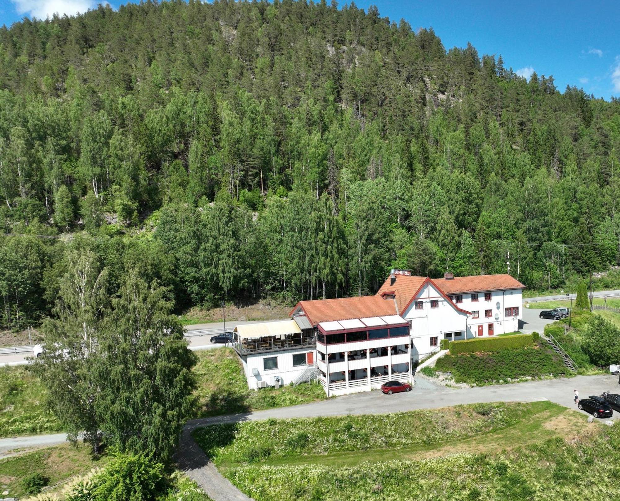 Kroderen Kro & Motel As Hamremoen Buitenkant foto